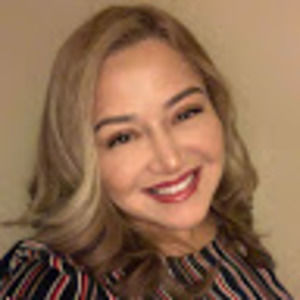 Meet your Posher, Esther y